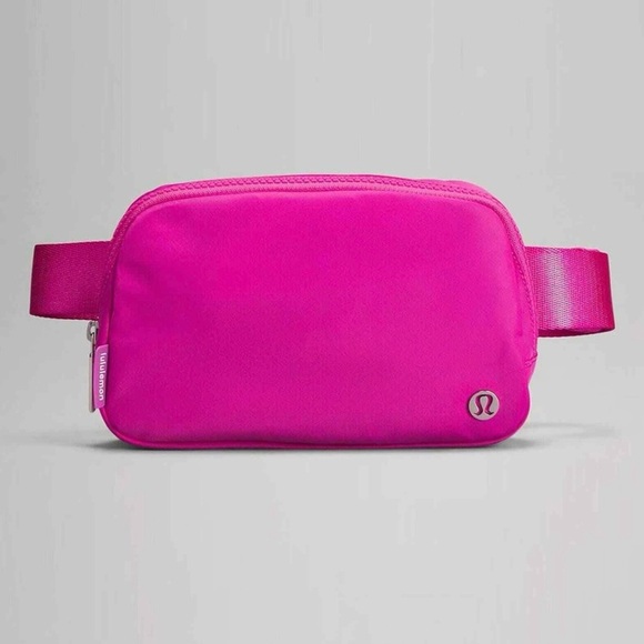 lululemon athletica Handbags - Lululemon Everywhere Belt Bag Sonic Pink